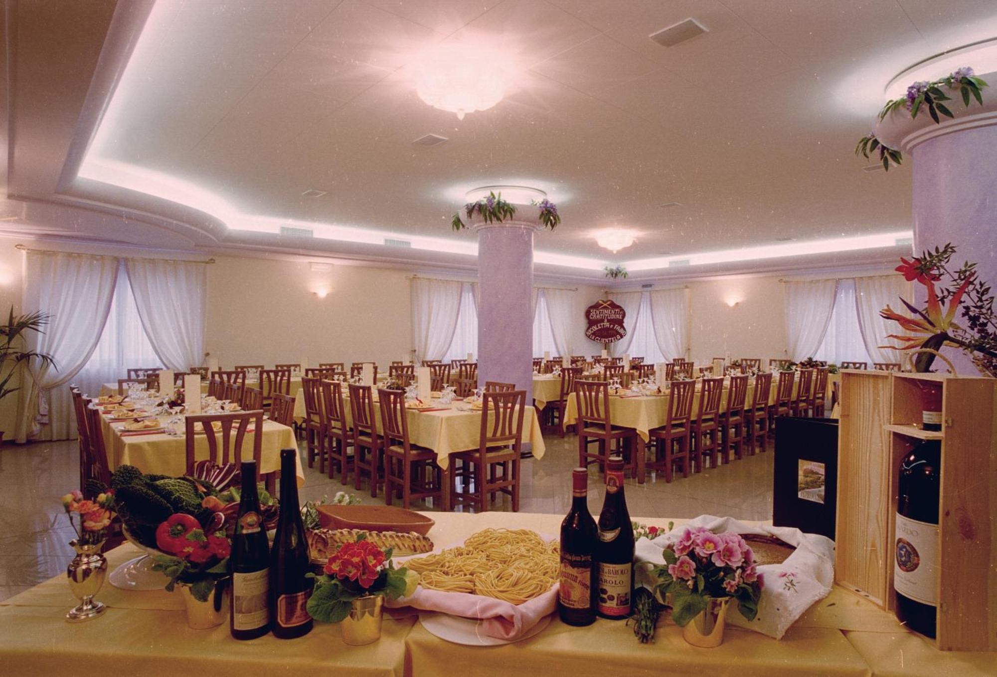 Hotel Ristorante Pedrocchi San Giorgio di Perlena Exteriör bild